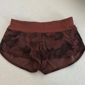 Lululemon speed up short 2.5